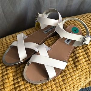 NWT Steve Madden Bayley flats